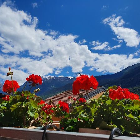B&B Il Pettirosso Malonno Luaran gambar
