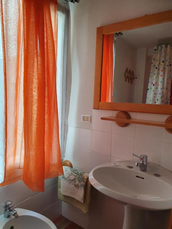 B&B Il Pettirosso Malonno Luaran gambar