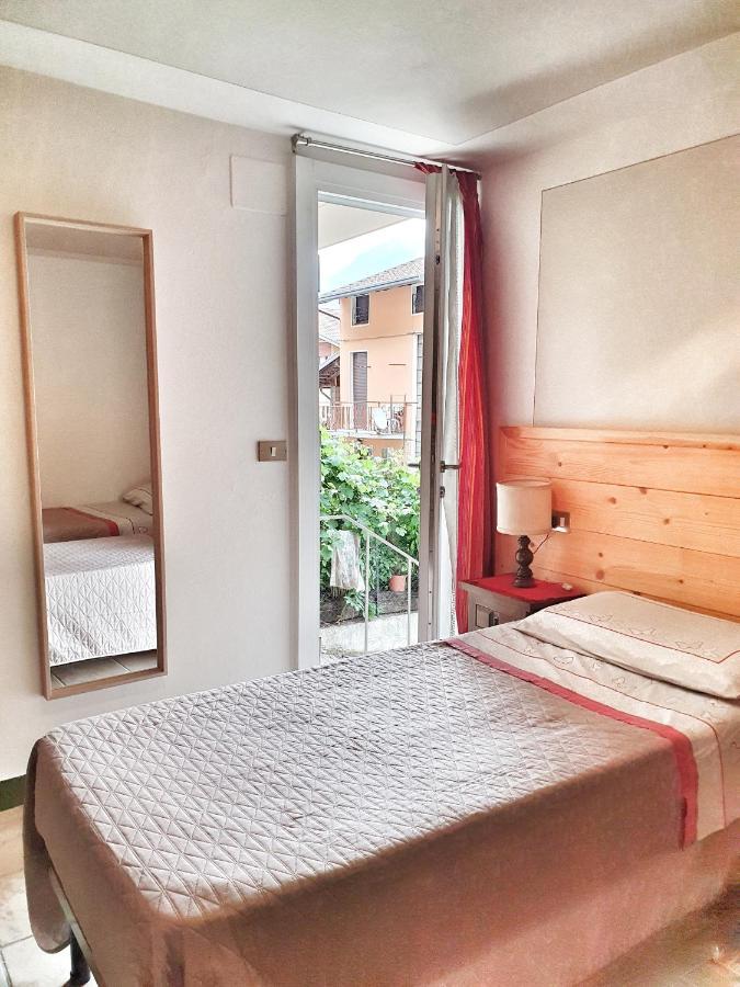 B&B Il Pettirosso Malonno Luaran gambar