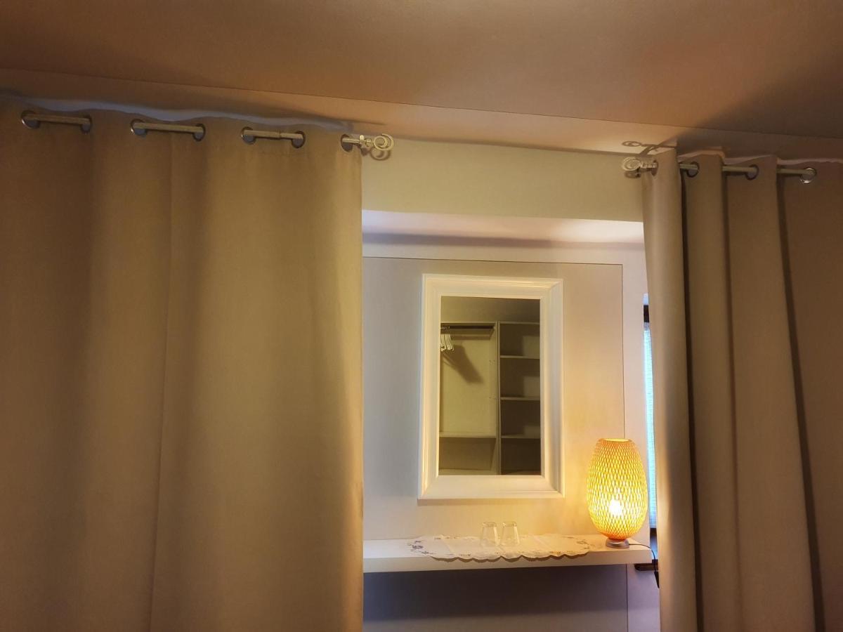 B&B Il Pettirosso Malonno Luaran gambar
