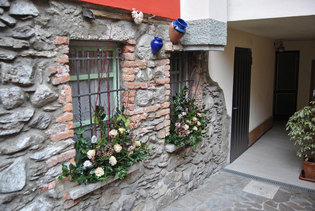 B&B Il Pettirosso Malonno Luaran gambar