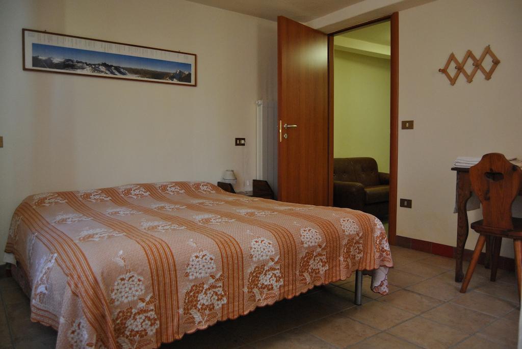 B&B Il Pettirosso Malonno Bilik gambar